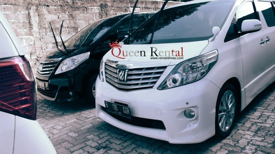 rental alphard mobil pengantin putih dan hitam