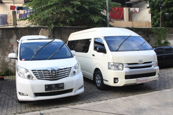 rental mobil hiace jakarta pusat