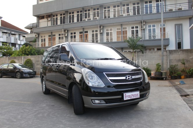 Rental Mobil Mewah Hyundai H1 Ciputat Tangerang Selatan