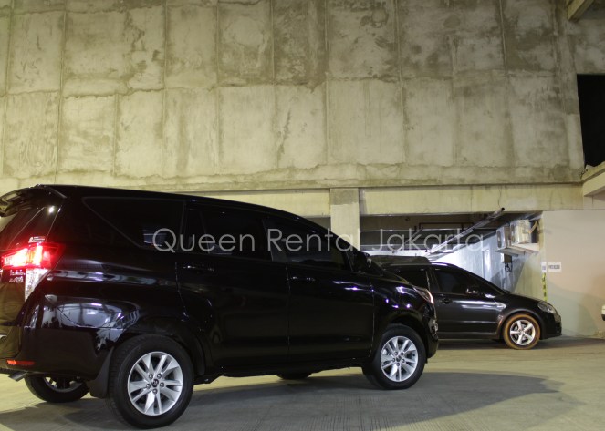Rental Mobil Mewah Innova Palmerah-Jakarta Barat