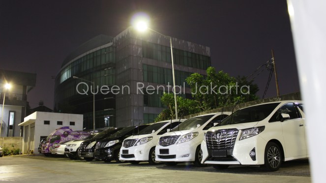 Sewa Mobil Mewah Alphard Vellfire Transformers di Cipadung Kulon- Panyileukan