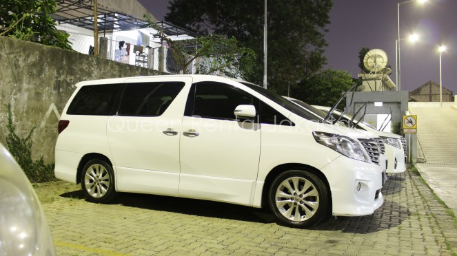 Sewa Mobil Mewah Alphard Vellfire Transformers di Pasteur- Sukajadi